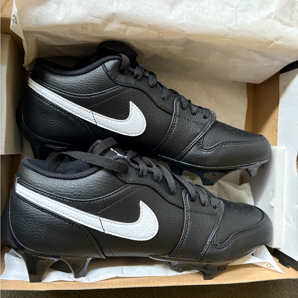 Nike Men's Black Soccer Cleats